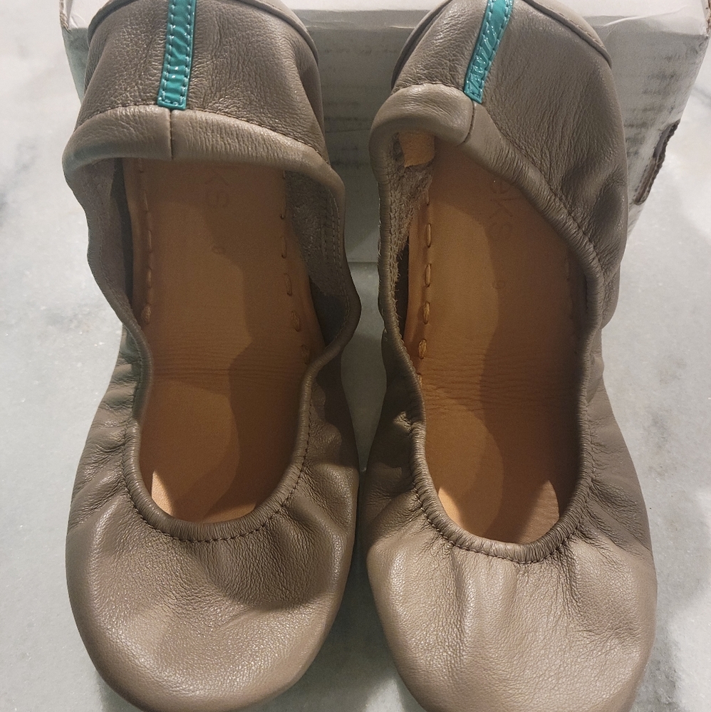 Taupe Tieks Size 9